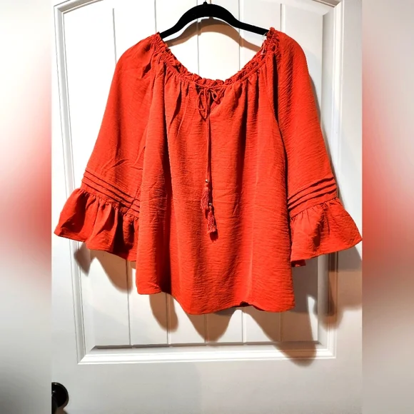 🔥 Unique Spectrum Burnt Orange Boho Top – Small (NWT) 🔥 - Picture 2 of 6